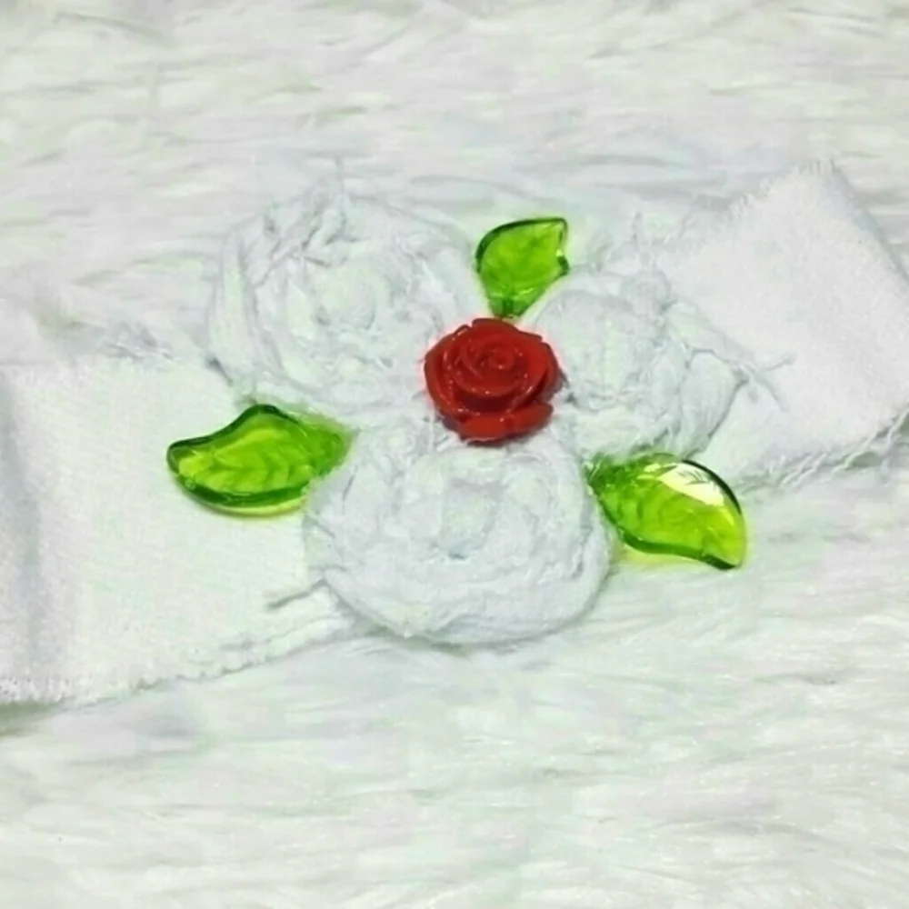 Tasty Raw Edge White DenimRosey Stax Set